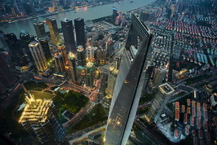 拥堵的城市手游"：结合创新策略与城市规划，探索如何在繁忙都市中寻找生存与发展的手游体验