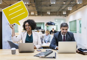 商业都市VIP免费充值盛典：解析如何借助平台活动实现尊享服务，发掘更多消费潜力