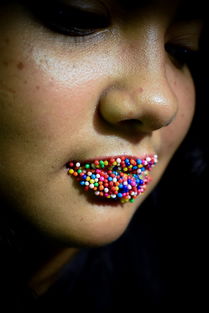 (儿童画糖果)小学生画糖果:用天真无邪的眼睛描绘甜蜜幸福的画面 (儿童画糖果)小学生画糖果:用天真无邪的眼睛描绘甜蜜幸福的画面