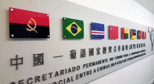 拆穿:新门内部资料免费公开与新澳门天天免费谜语论坛神算子,防范不实承诺-精准解读、解释与落实